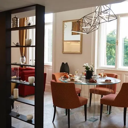 Andrassy Palace Lejlighed